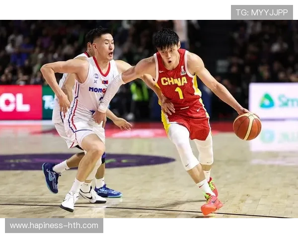 中国男篮备战亚洲杯全力冲刺 新老球员齐心迎挑战