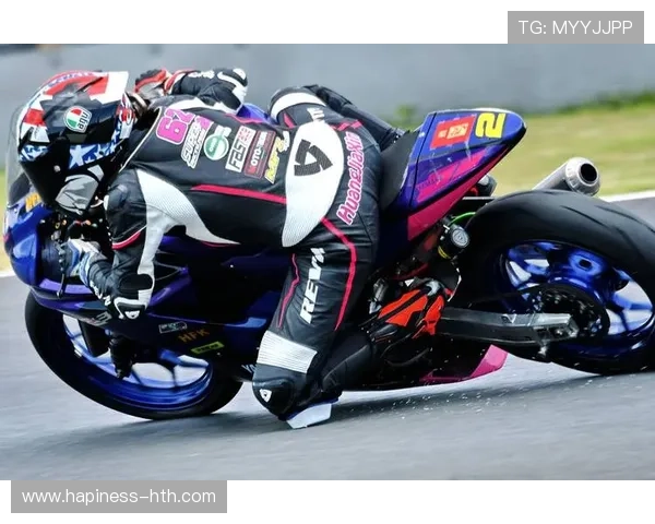 摩托车大奖赛最新动态：顶级车手赛季战况激烈，技术革新引发关注