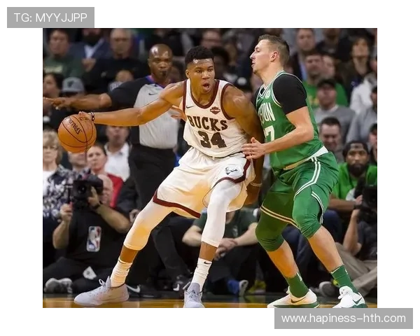 NBA最新赛况分析：焦点比赛比分一览与关键表现解析